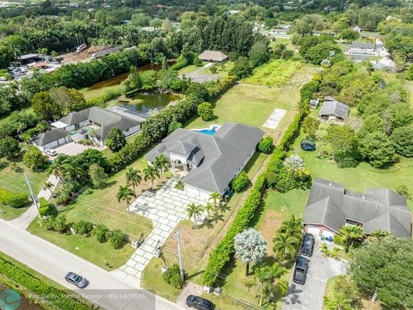 5941 SW 185th Way, Southwest Ranches, FL 33332