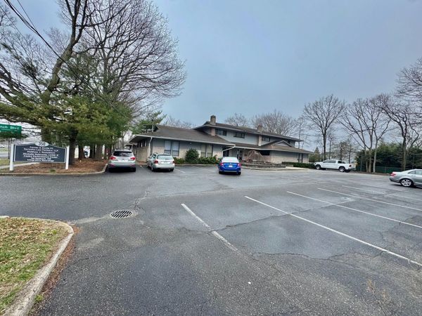 350 Veterans Memorial Highway, Commack, NY 11725