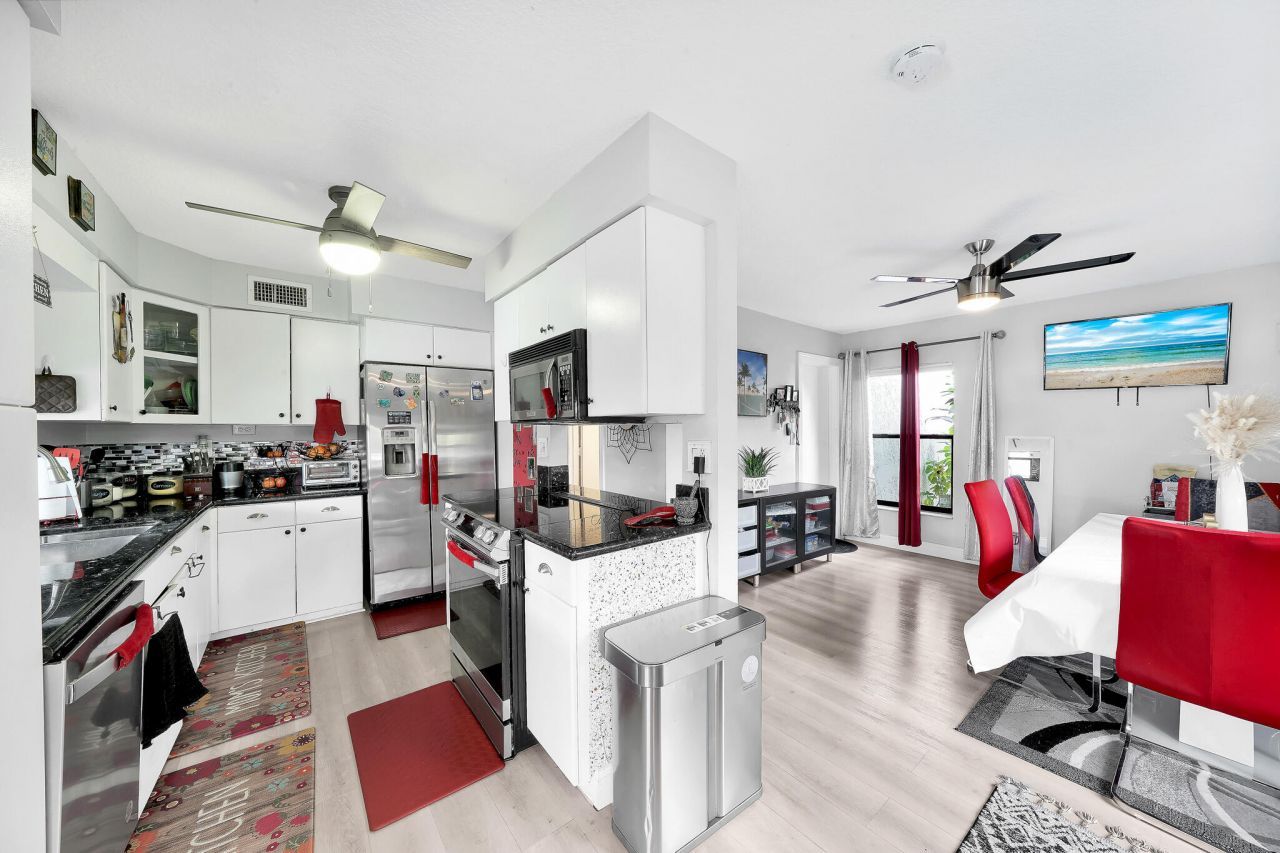 3750 NW 73rd Way, Coral Springs, FL 33065 Photo