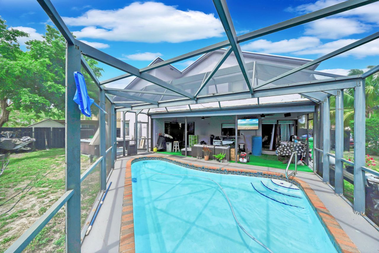 3750 NW 73rd Way, Coral Springs, FL 33065 Photo