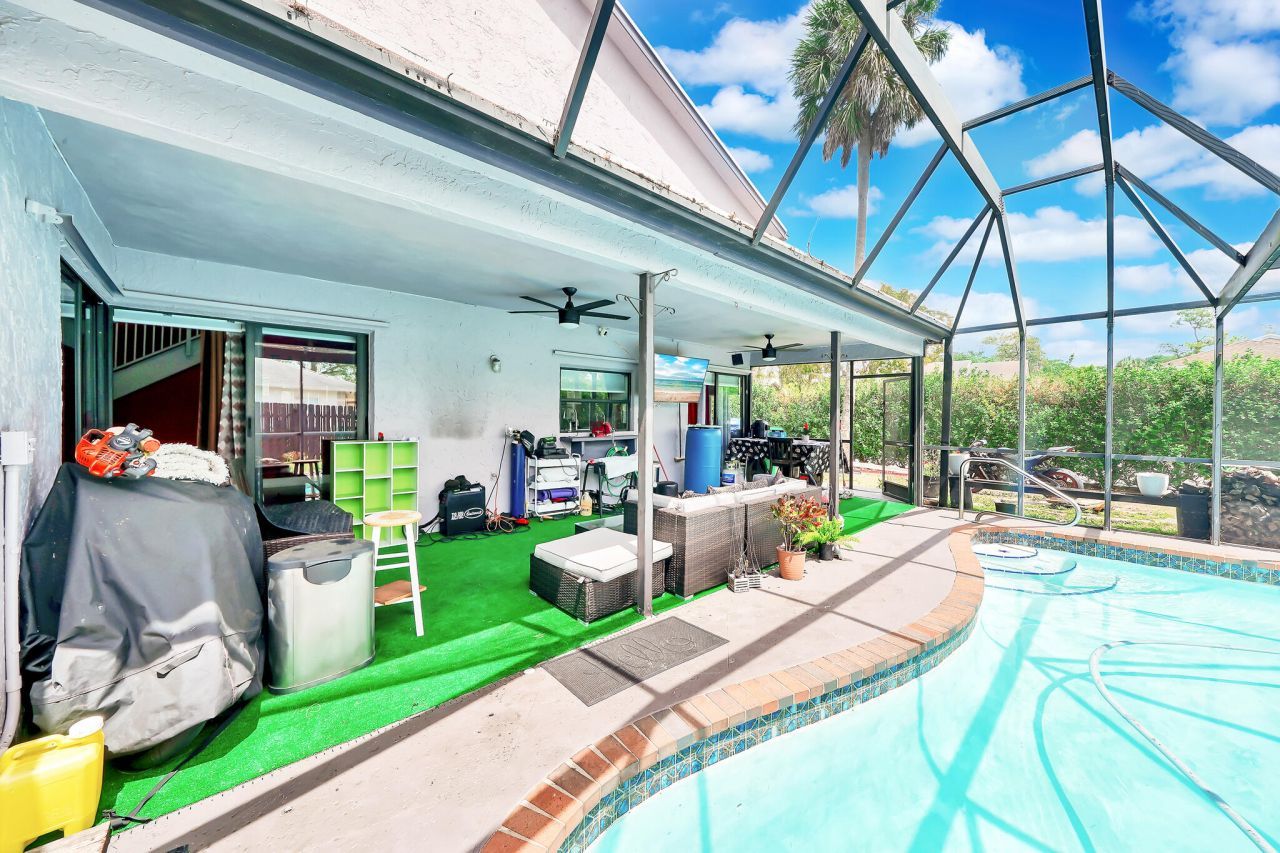 3750 NW 73rd Way, Coral Springs, FL 33065 Photo