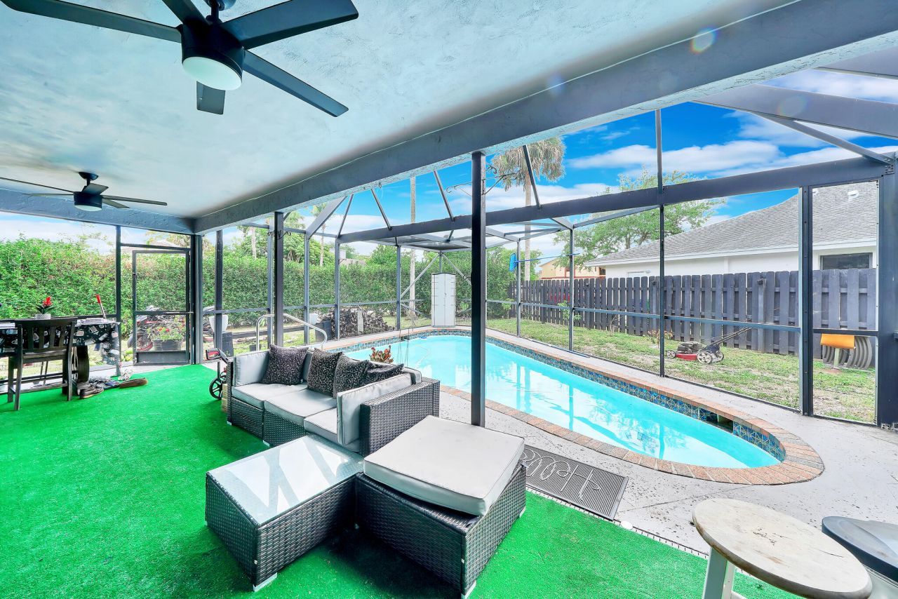 3750 NW 73rd Way, Coral Springs, FL 33065 Photo