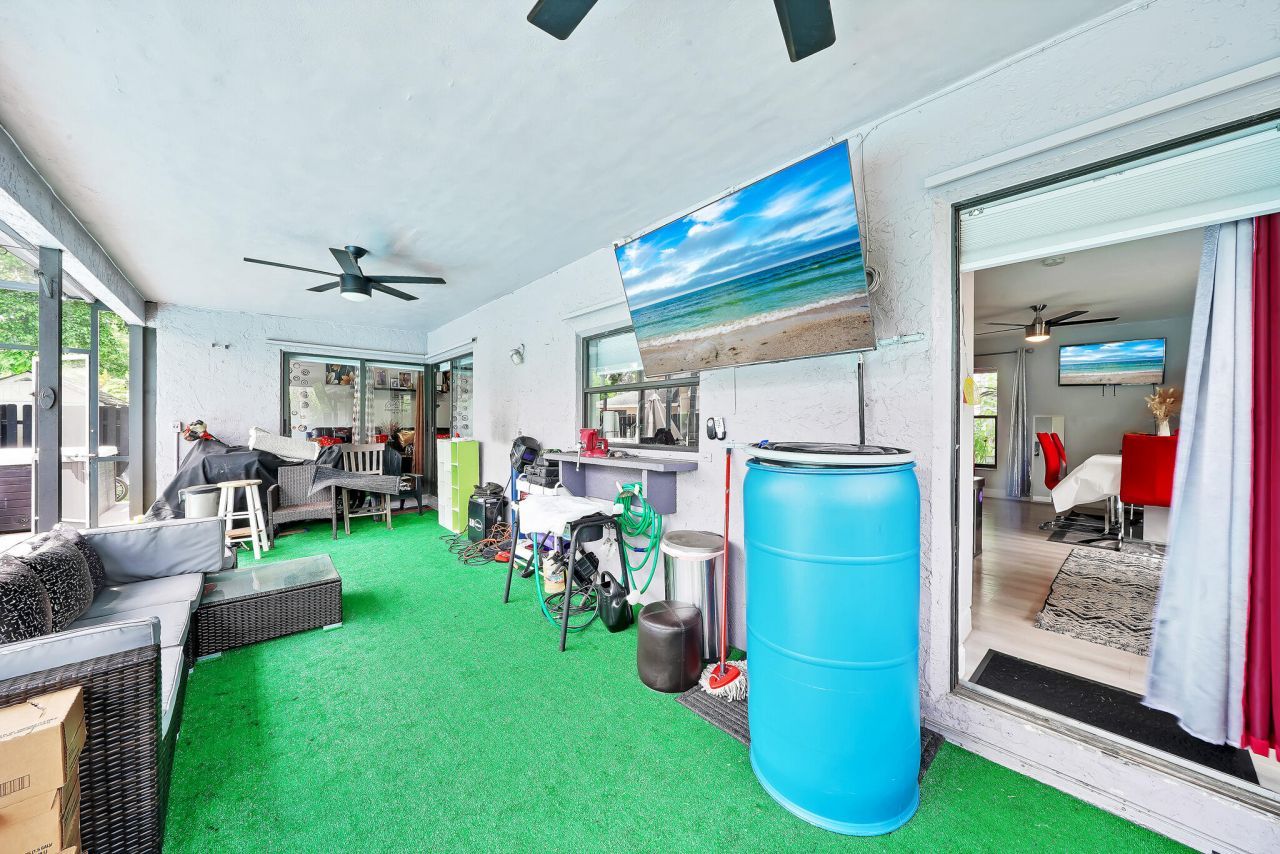 3750 NW 73rd Way, Coral Springs, FL 33065 Photo