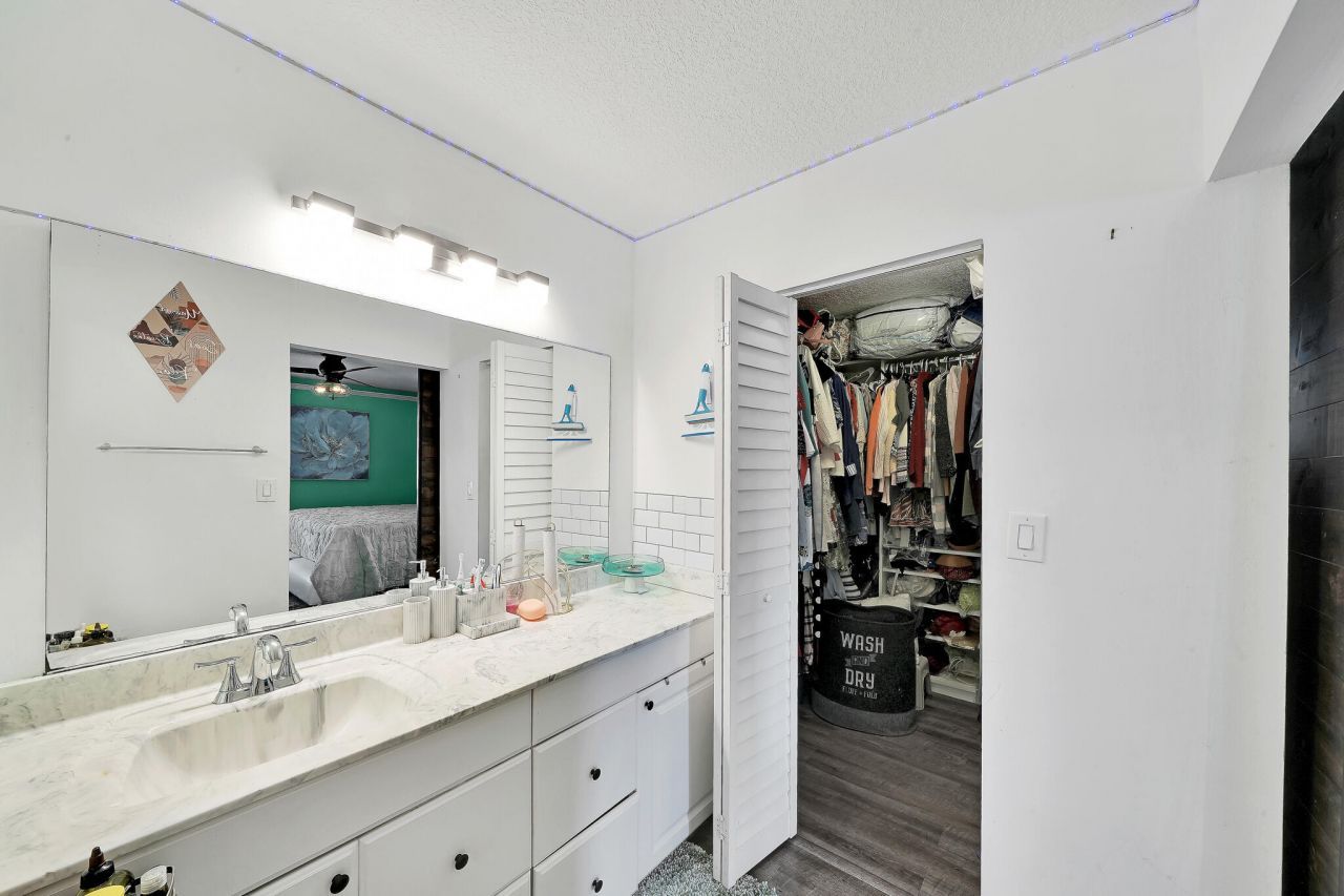 3750 NW 73rd Way, Coral Springs, FL 33065 Photo