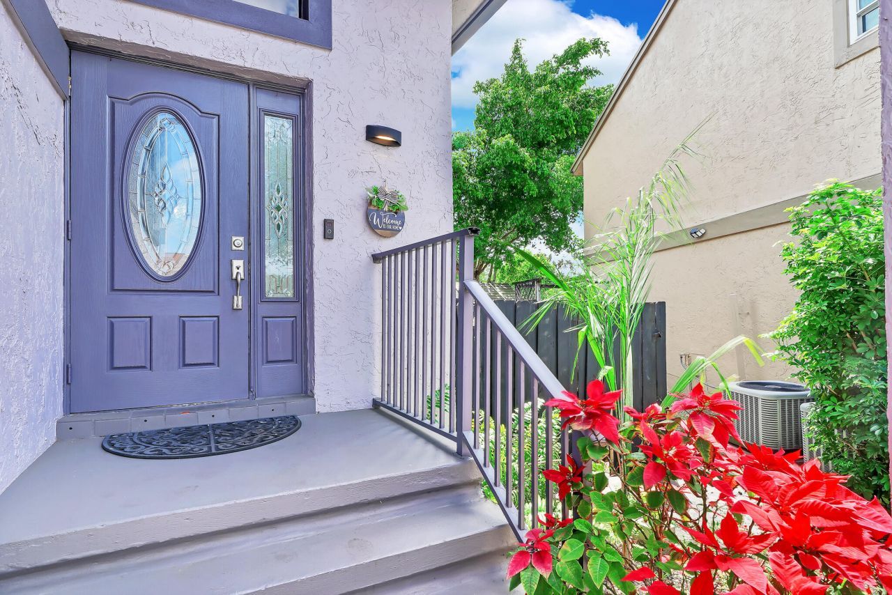 3750 NW 73rd Way, Coral Springs, FL 33065 Photo