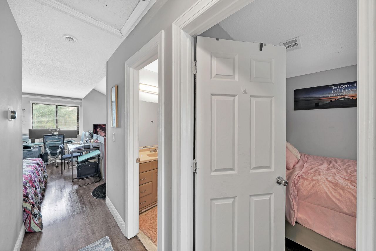 3750 NW 73rd Way, Coral Springs, FL 33065 Photo