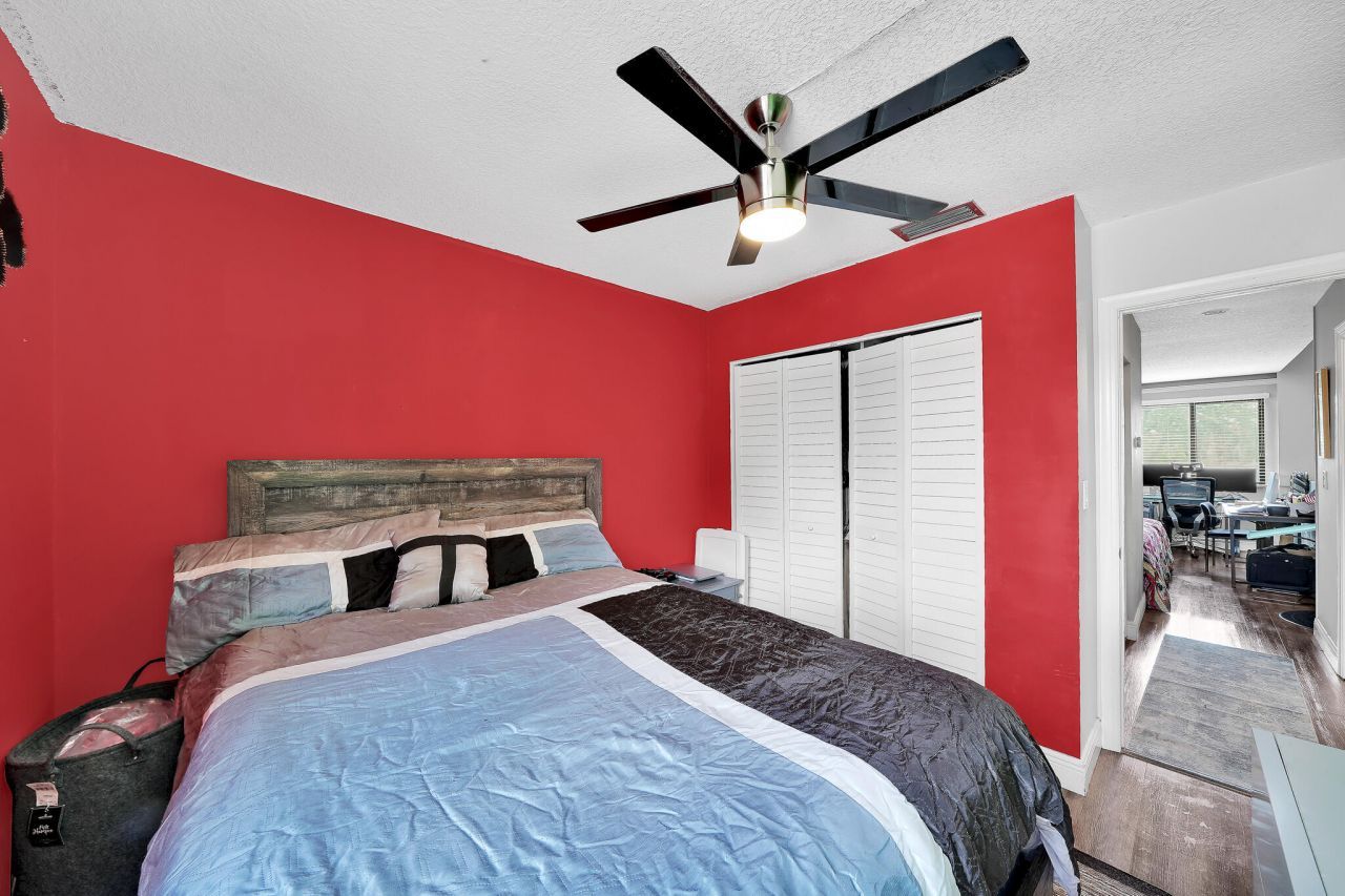 3750 NW 73rd Way, Coral Springs, FL 33065 Photo