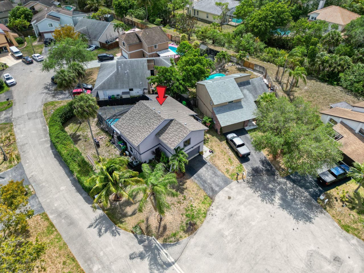 3750 NW 73rd Way, Coral Springs, FL 33065 Photo