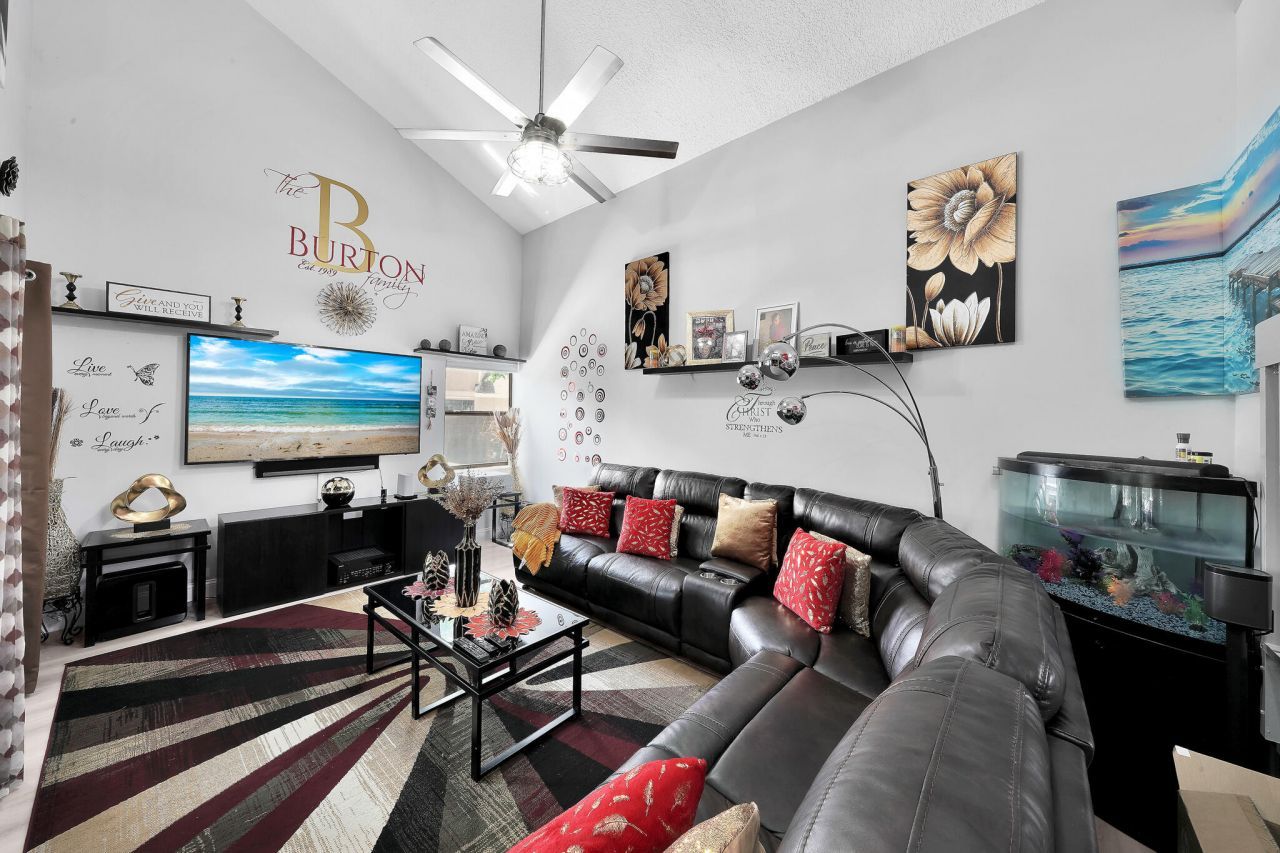 3750 NW 73rd Way, Coral Springs, FL 33065 Photo