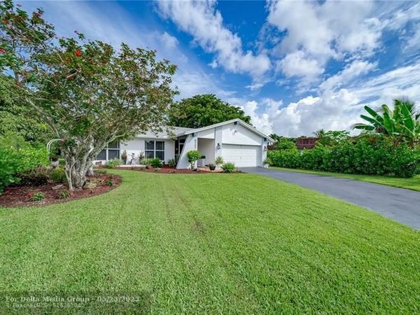 6307 Silk Oak Cir, Tamarac, FL 33319