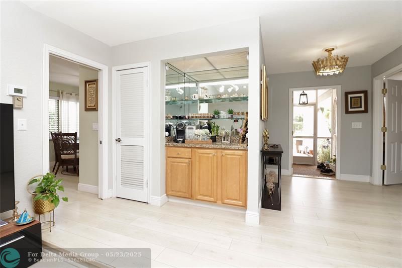 6307 Silk Oak Circle, Tamarac, FL 33319 Photo