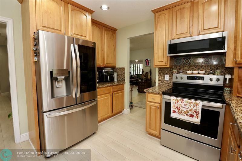 6307 Silk Oak Circle, Tamarac, FL 33319 Photo