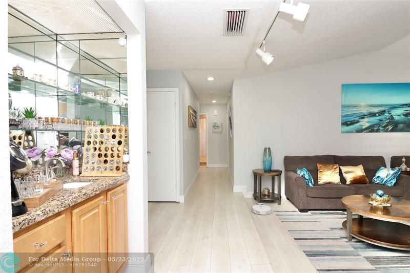 6307 Silk Oak Circle, Tamarac, FL 33319 Photo