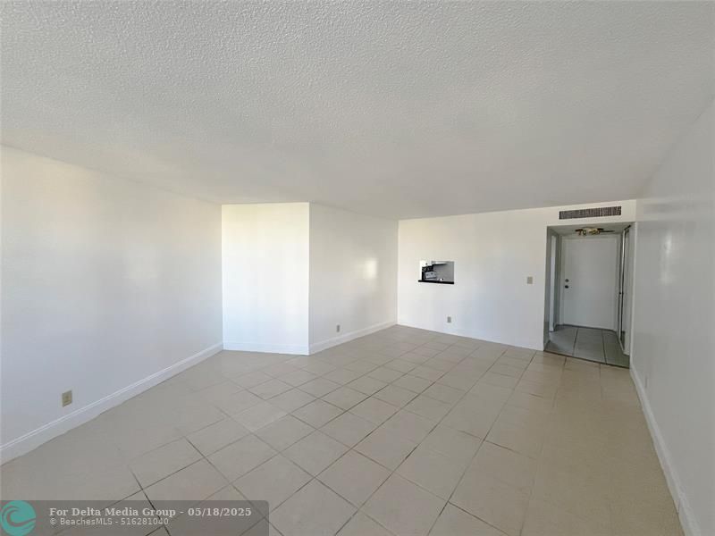 301 N Ocean Boulevard, Unit 307, Pompano Beach, FL 33062 Photo