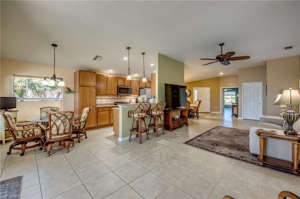 2626 Astwood Ct, Cape Coral, FL 33991 Photo