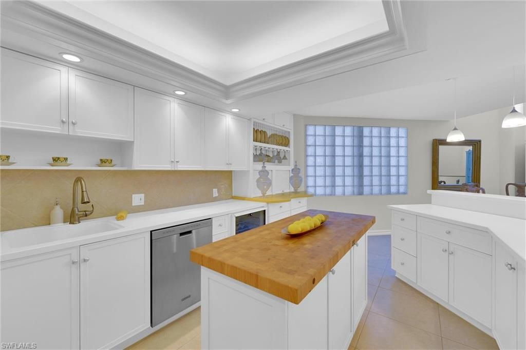 4041 Gulf Shore Blvd N, Unit 108, Naples, FL 34103 Photo