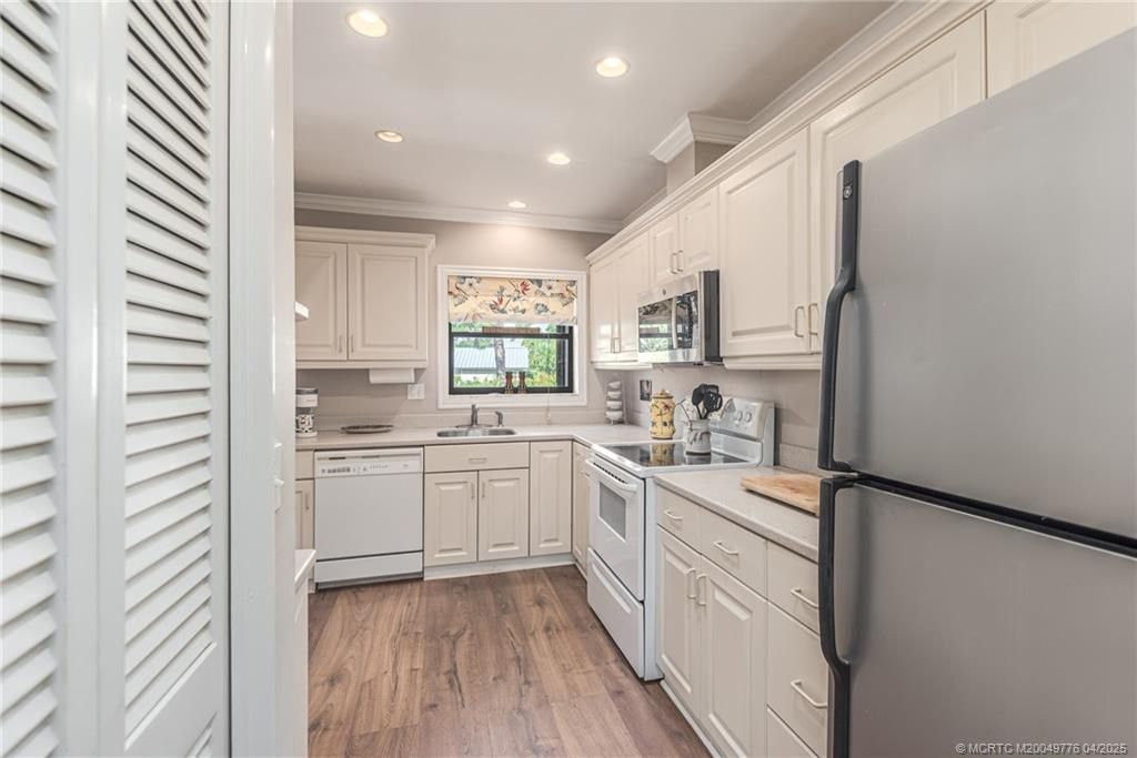 3901 SE Saint Lucie Boulevard, Unit 34, Stuart, FL 34997 Photo