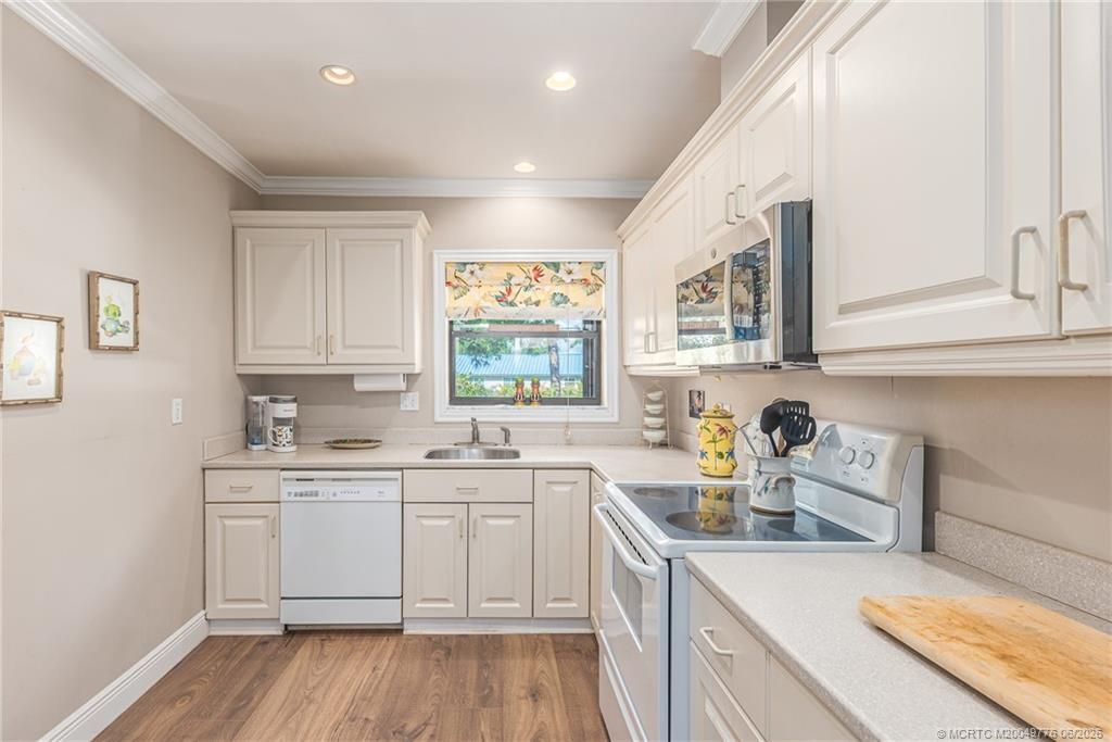 3901 SE Saint Lucie Boulevard, Unit 34, Stuart, FL 34997 Photo