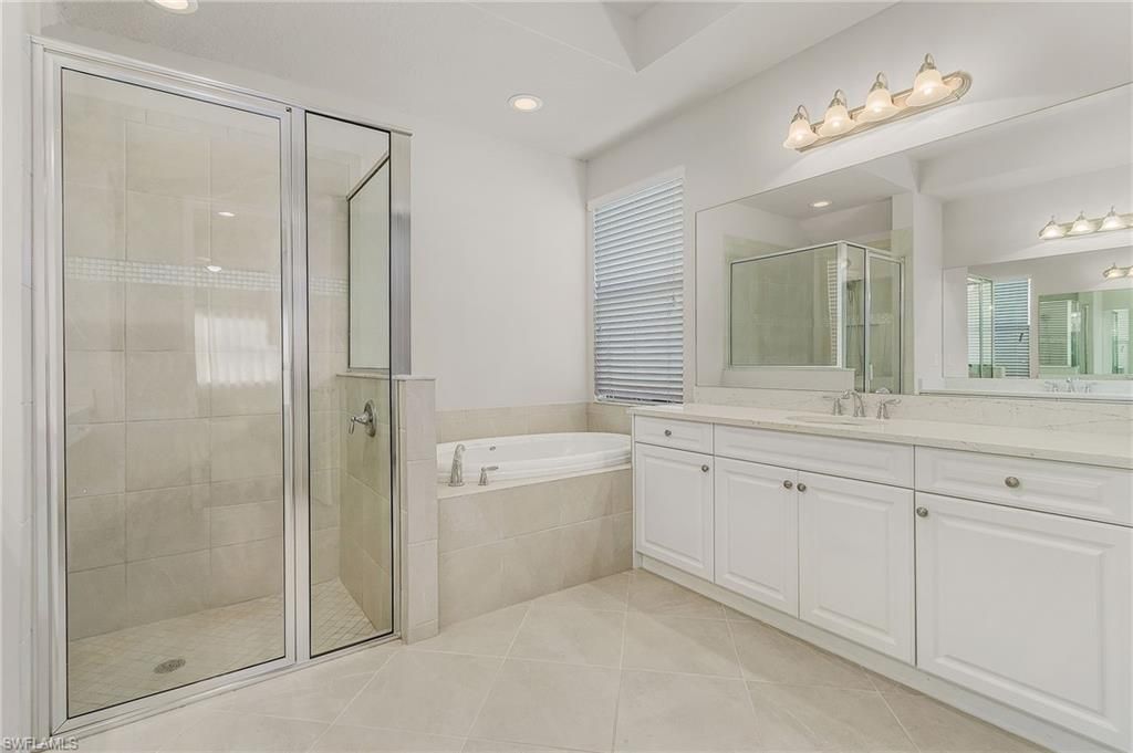 10079 Chesapeake Bay Dr, Fort Myers, FL 33913 Photo