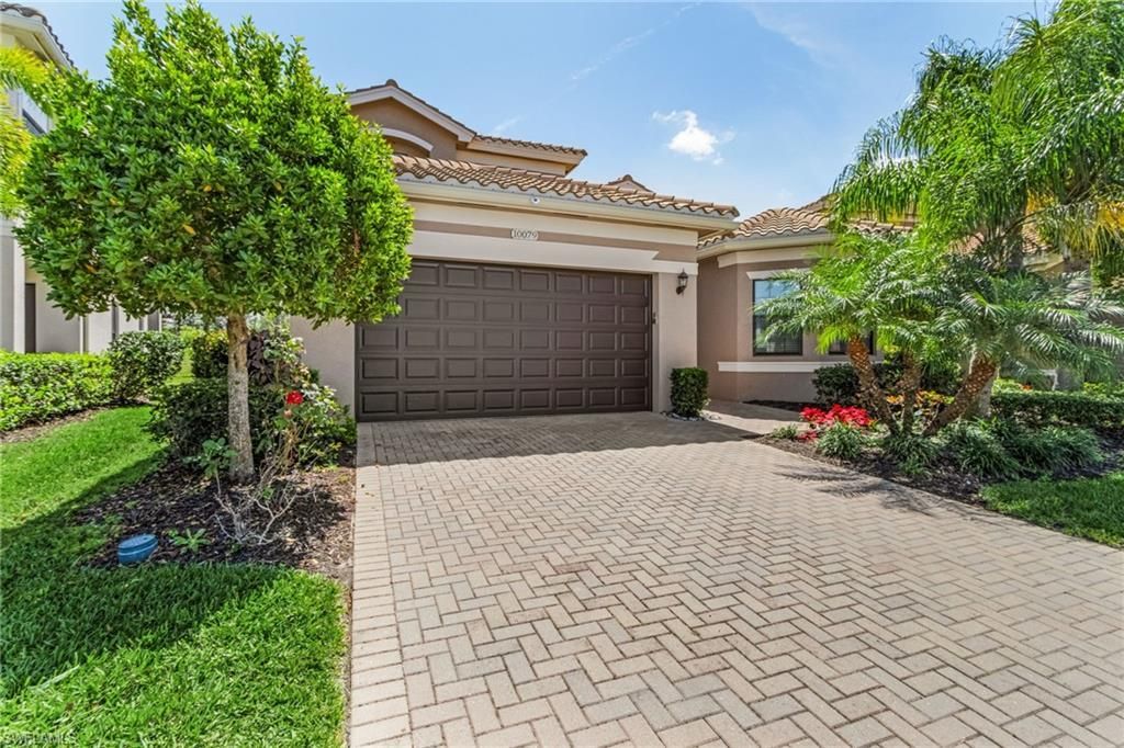10079 Chesapeake Bay Dr, Fort Myers, FL 33913 Photo