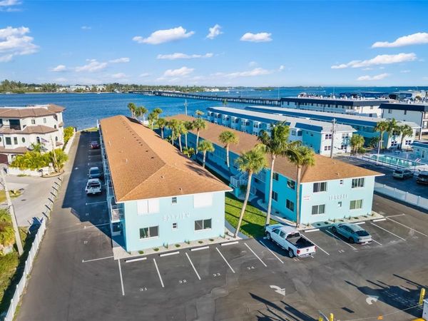 117 7TH STREET N, Unit 5, BRADENTON BEACH, FL 34217