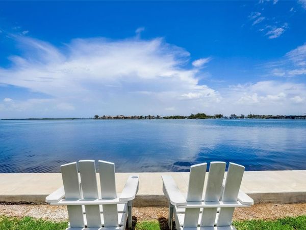 117 7TH STREET N, Unit 5, BRADENTON BEACH, FL 34217