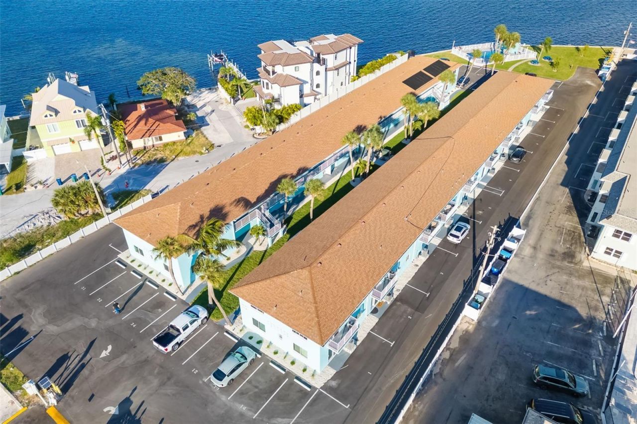 117 7th Street N, Unit 5, Bradenton Beach, FL 34217 Photo