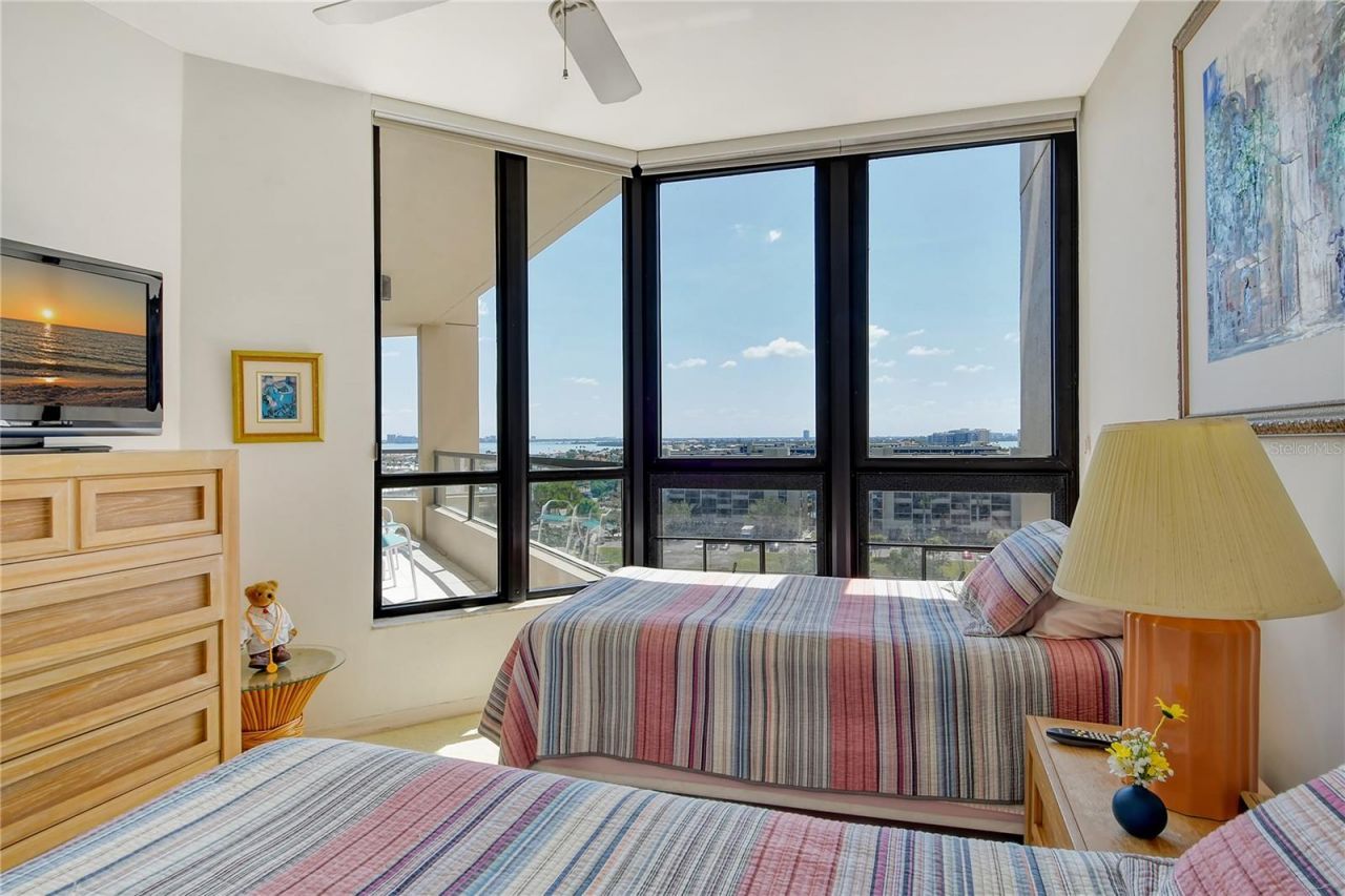 1211 Gulf Of Mexico Drive, Unit 704, Longboat Key, FL 34228 Photo