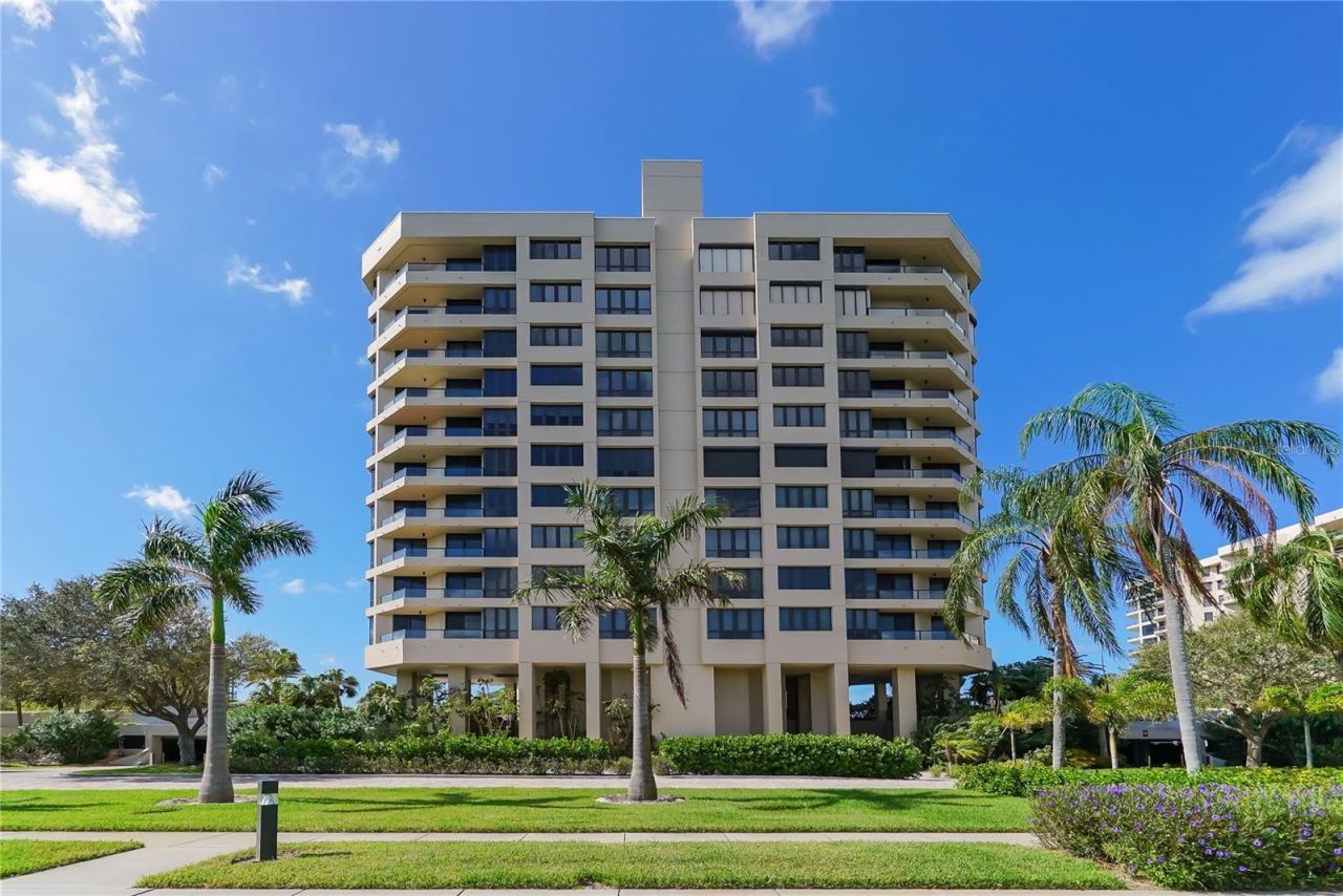 1211 Gulf Of Mexico Drive, Unit 704, Longboat Key, FL 34228 Photo