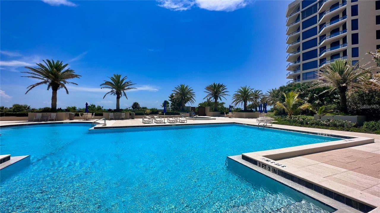 1211 Gulf Of Mexico Drive, Unit 704, Longboat Key, FL 34228 Photo