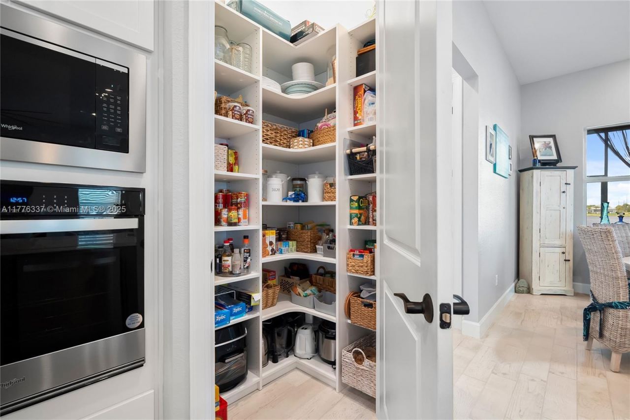 9734 SW Meridian Way, Stuart, FL 34997 Photo