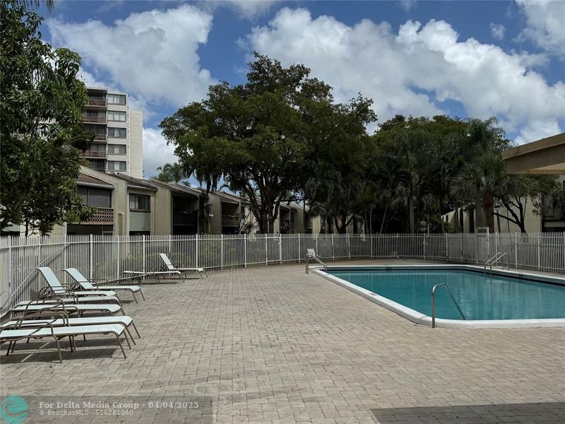 4222 Inverrary Boulevard, Unit 4306, Lauderhill, FL 33319 Photo