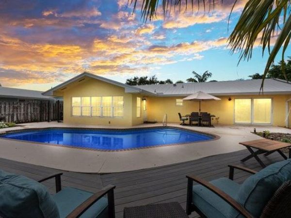 1749 SW Coxswain Place, Palm City, FL 34990