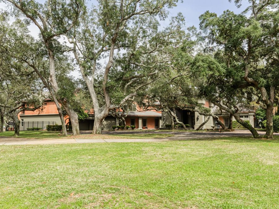 Property Image 95
