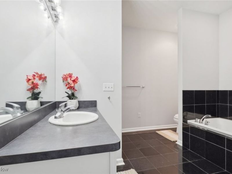 1338 W 54 Street, Cleveland, OH 44102 Photo 16