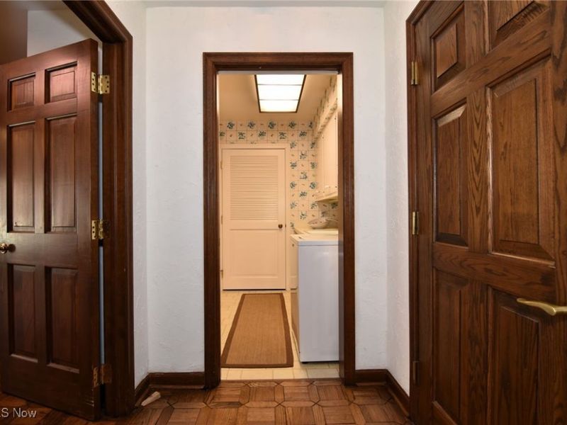 5200 Three Village Drive, Unit 2FH, Lyndhurst, OH 44124 Photo 13