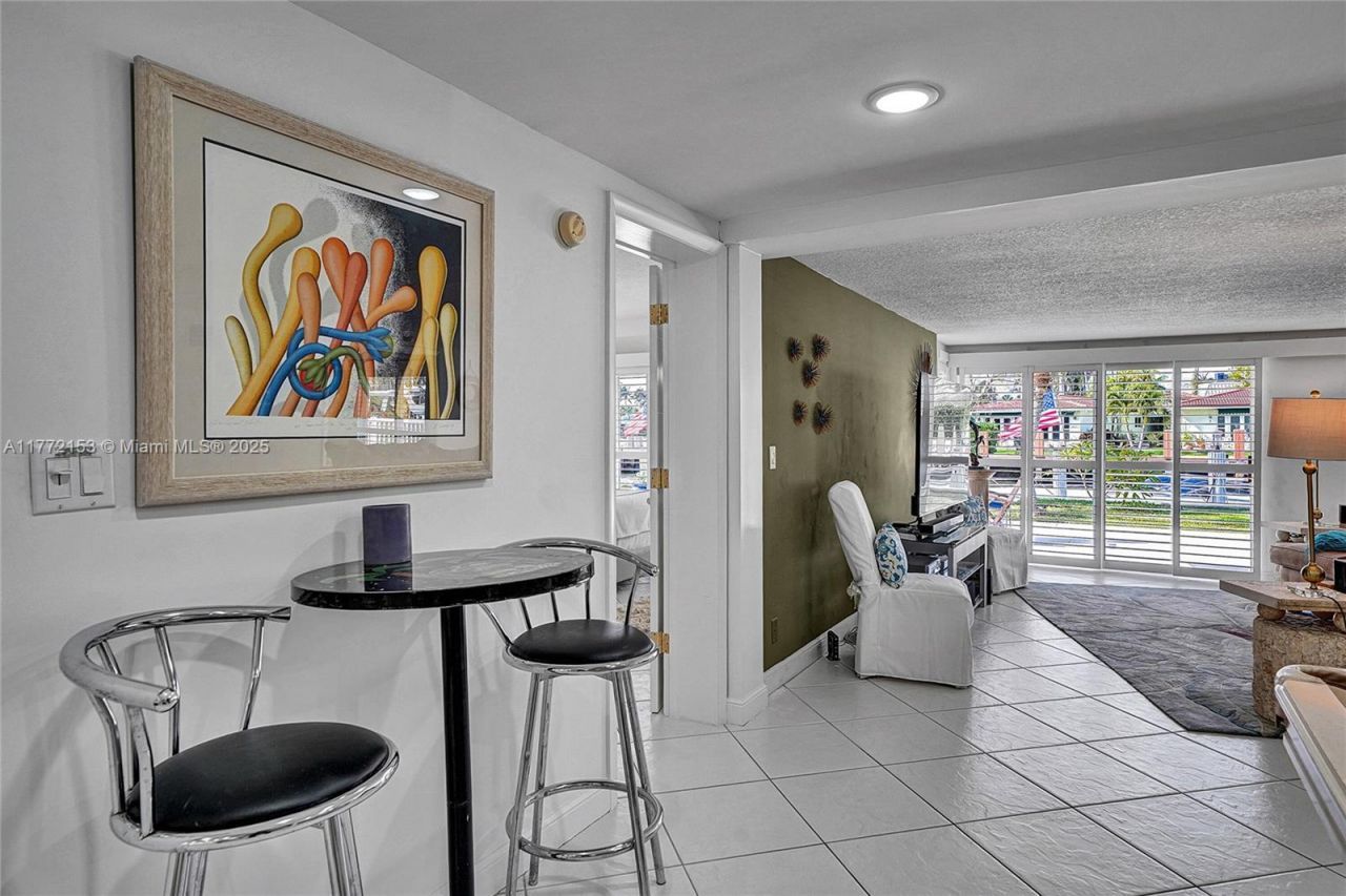 3031 NE 25th St, Fort Lauderdale, FL 33305 Photo