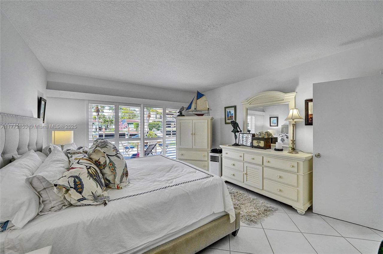 3031 NE 25th St, Fort Lauderdale, FL 33305 Photo