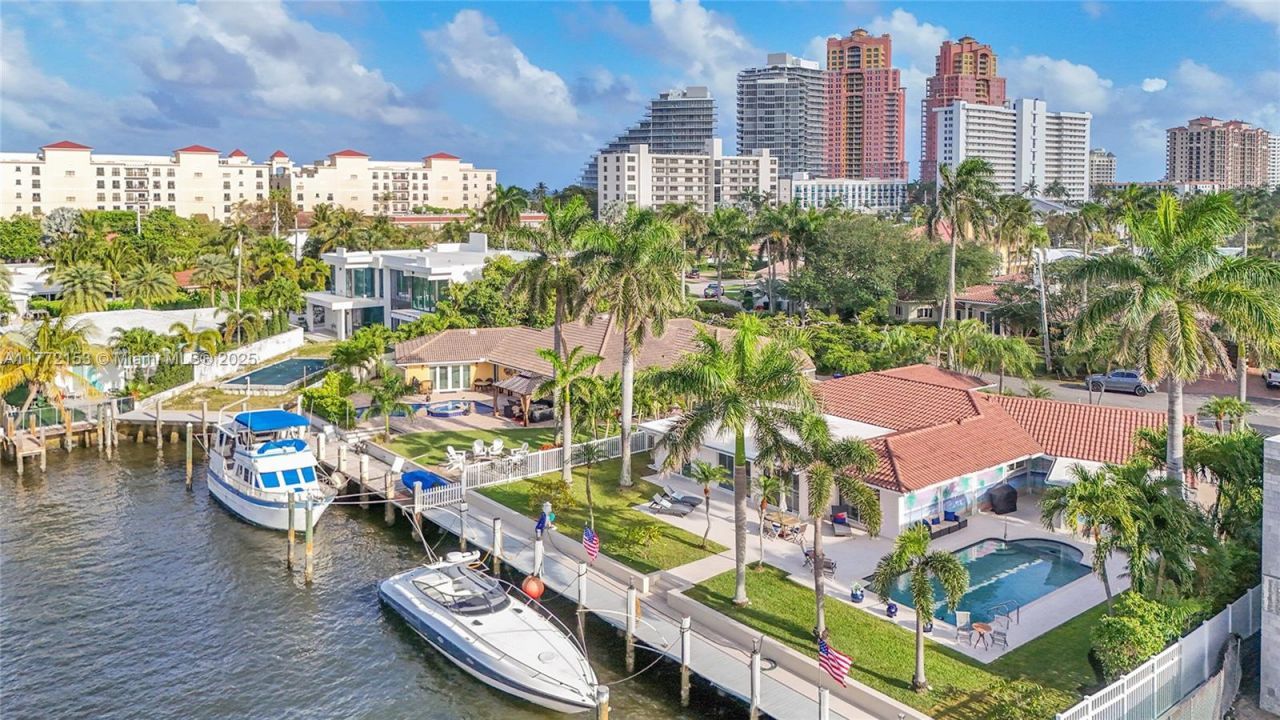 3031 NE 25th St, Fort Lauderdale, FL 33305 Photo