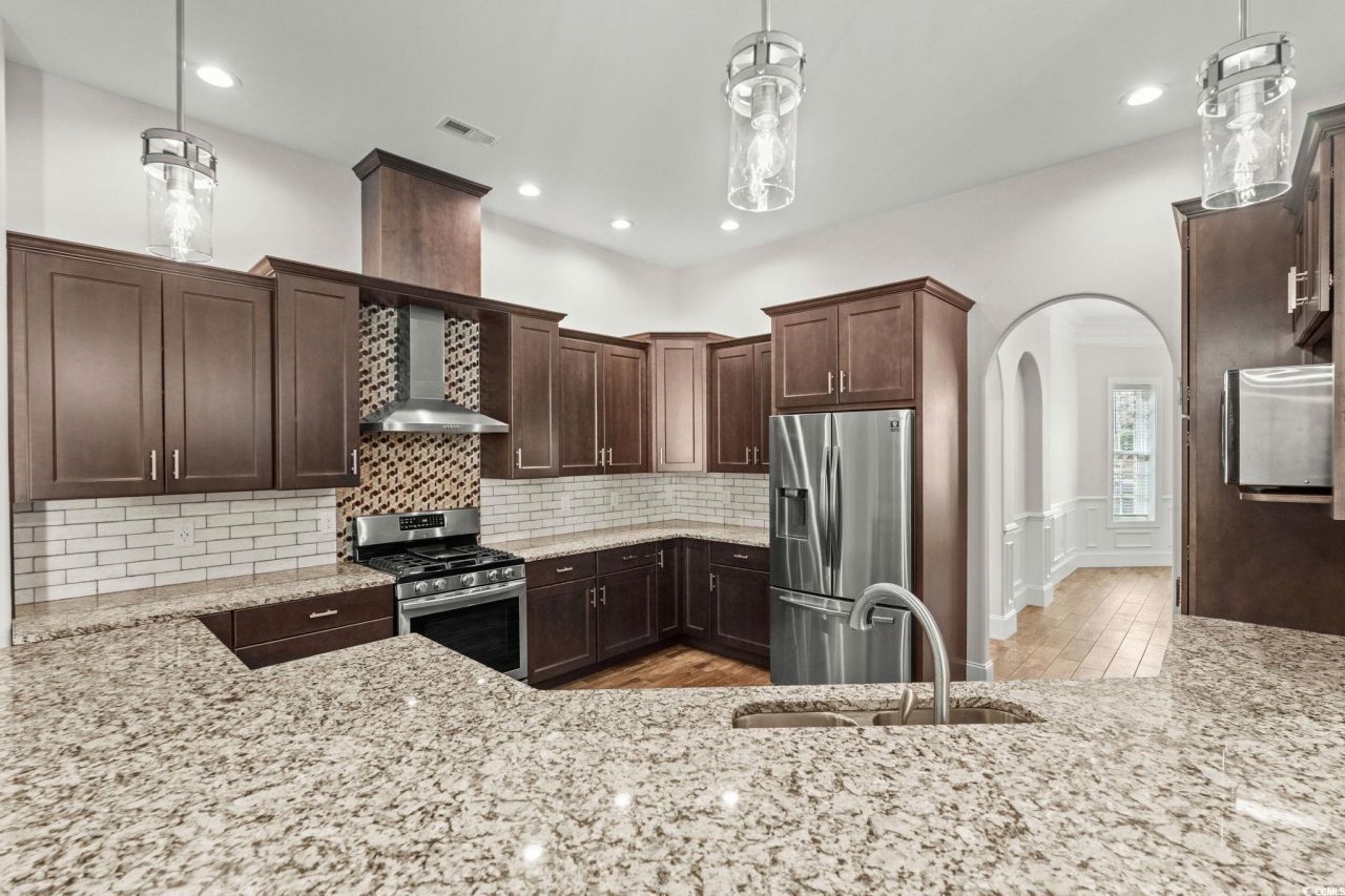 653 Whispering Pines Ct. Photo 15