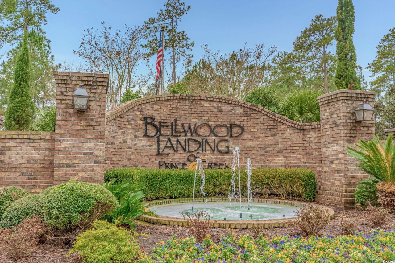 653 Whispering Pines Ct. Photo 2