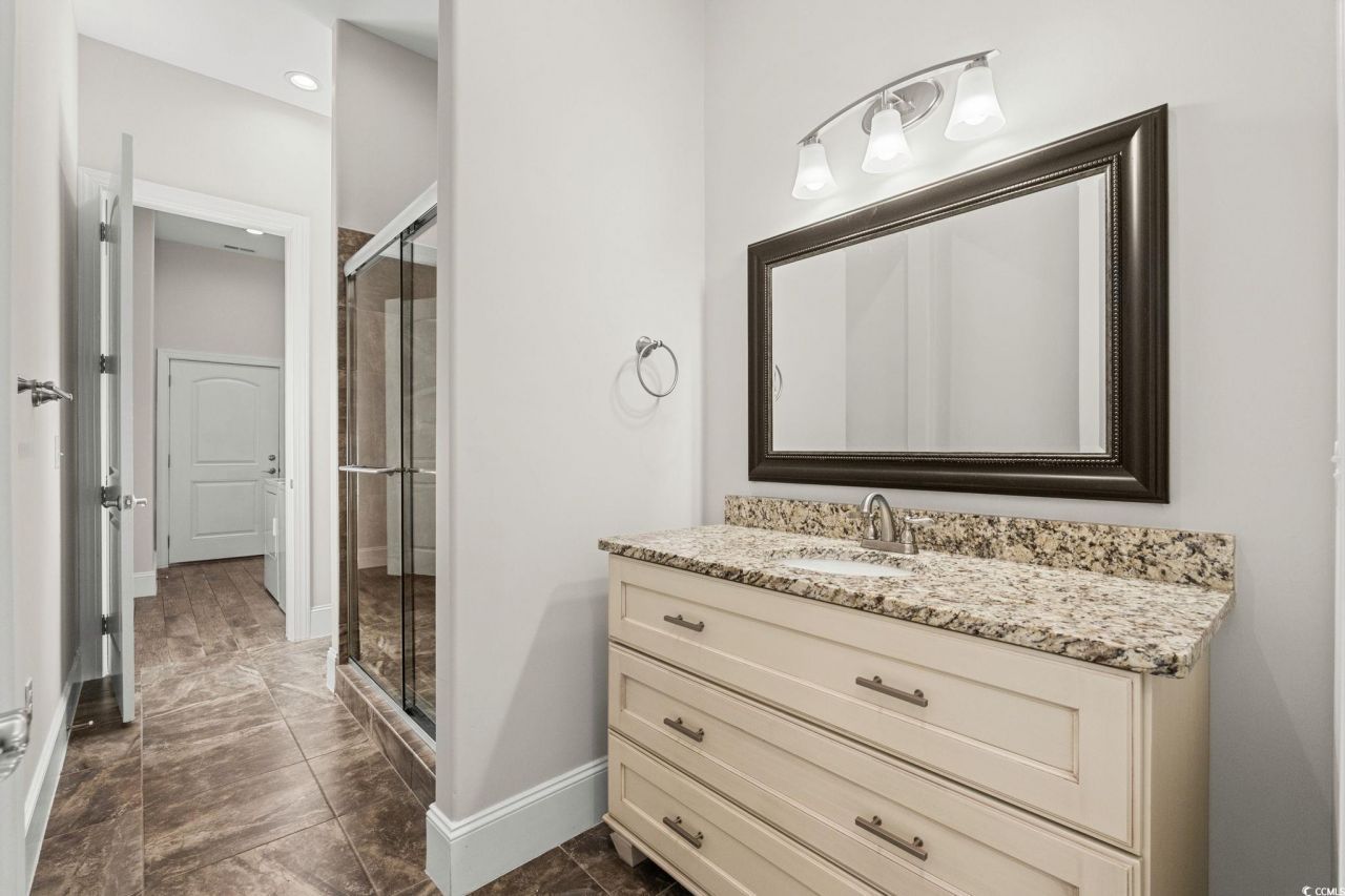 653 Whispering Pines Ct. Photo 31