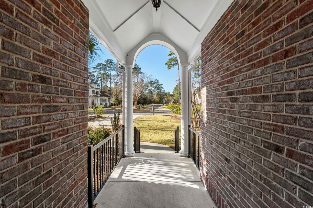 653 Whispering Pines Ct. Photo 6