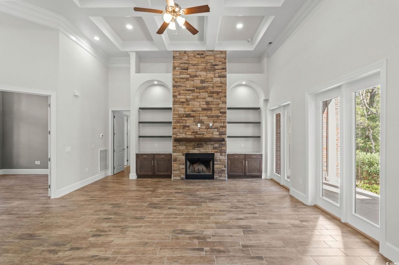 653 Whispering Pines Ct. Photo 8