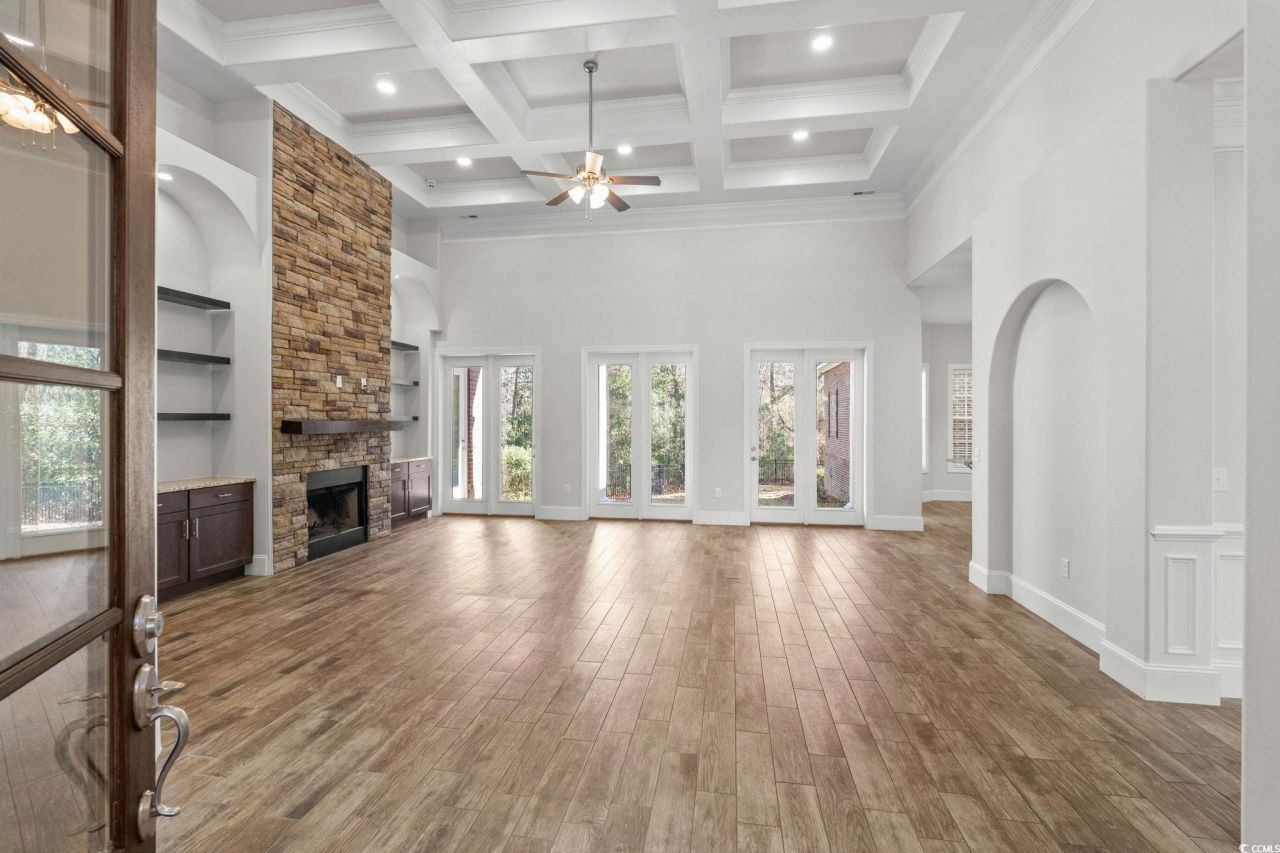 653 Whispering Pines Ct. Photo 9