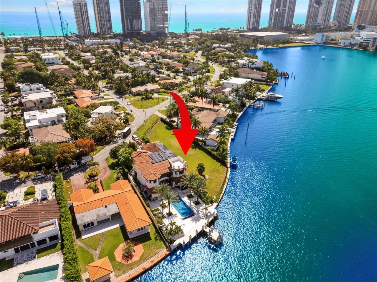 18800 N Bay Rd, Sunny Isles Beach, FL 33160 Photo