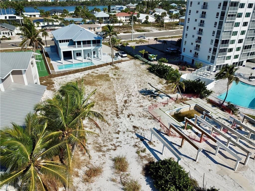 7902 Estero Blvd, Fort Myers Beach, FL 33931 Photo