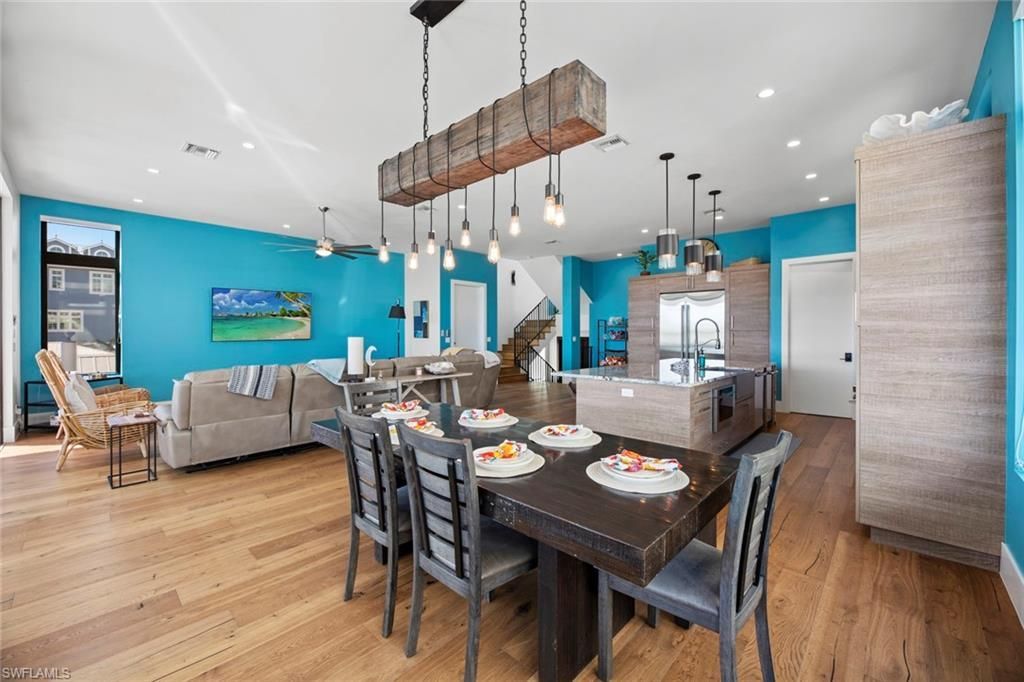 250 Crescent St, Fort Myers Beach, FL 33931 Photo