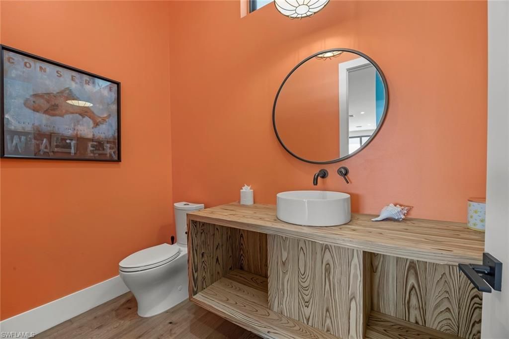 250 Crescent St, Fort Myers Beach, FL 33931 Photo