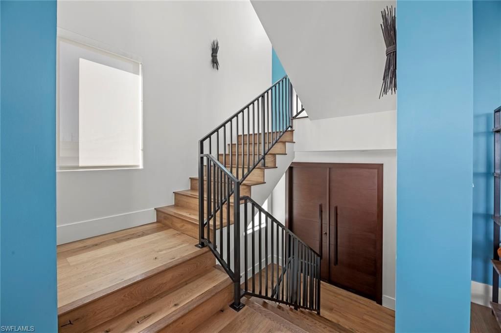 250 Crescent St, Fort Myers Beach, FL 33931 Photo